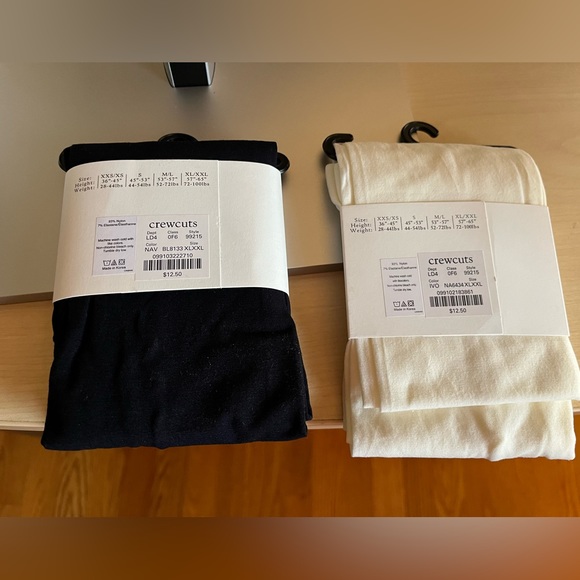 NWT 2 pair of crewcuts navy and ivory tights.   Size xl/xxl. - Picture 2 of 4